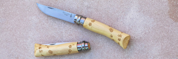 Нож Opinel №7 Nature, нержавеющая сталь, рукоять самшит, гравировка следы, 001550 001550 от прозводителя Opinel