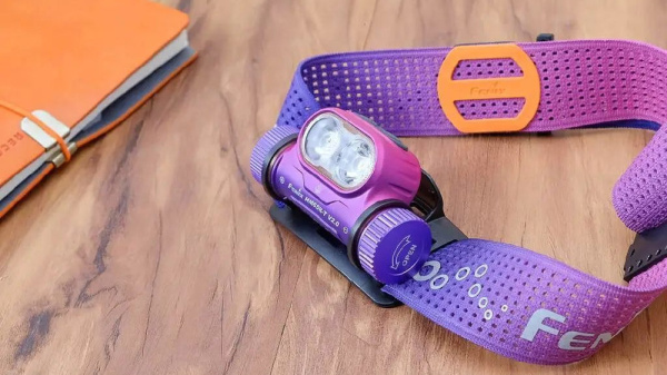 Налобный фонарь Fenix HM65R-T V2.0 небула HM65R-TV20nb от прозводителя Fenix